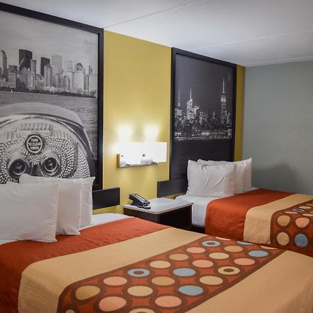 Super 8 Downtown Raleigh Motel Kültér fotó