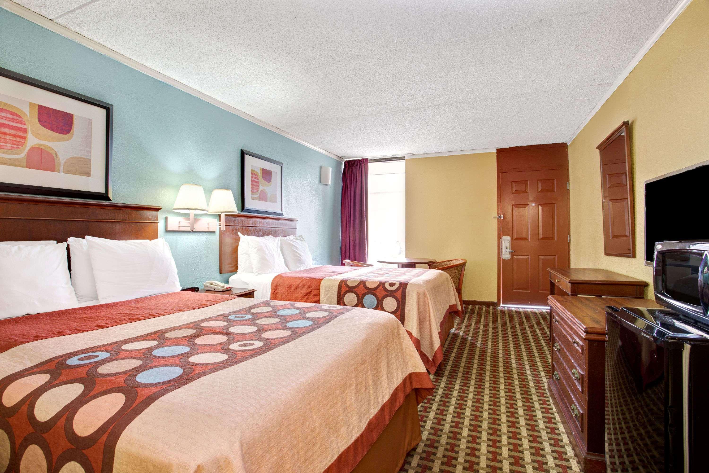 Super 8 Downtown Raleigh Motel Kültér fotó